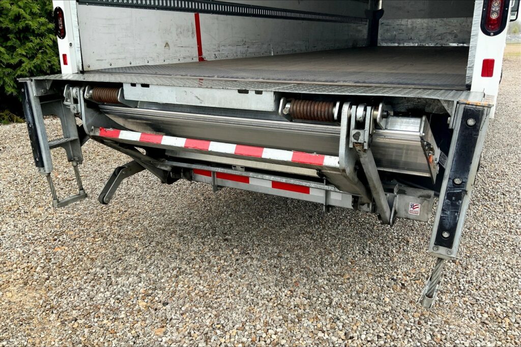 2022 CUM MV607 Medium Conventional