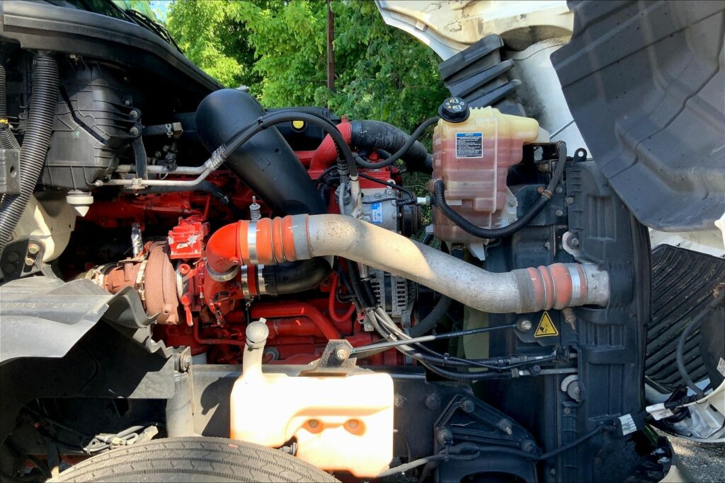 2020 CUM LT625 6×4 Day Cab