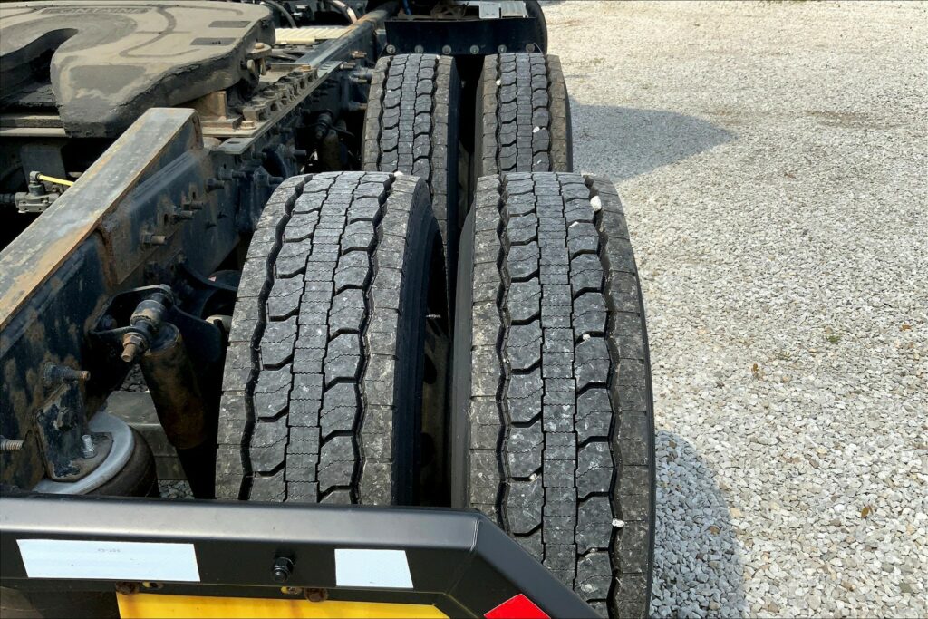 2020 CUM LT625 6×4 Day Cab