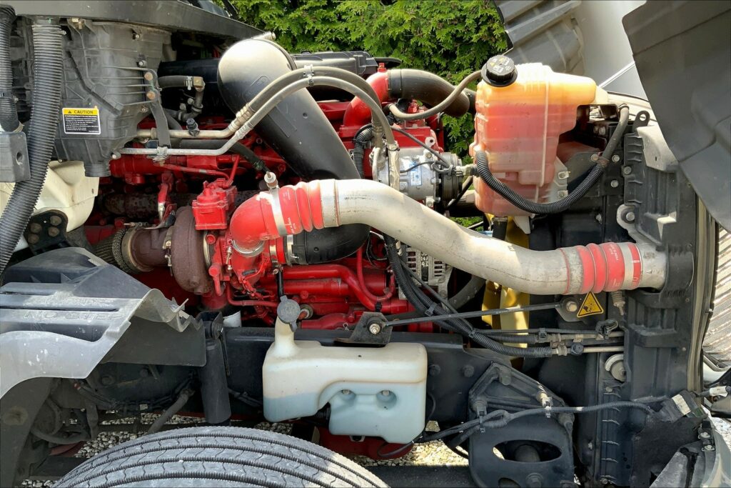 2020 CUM LT625 6×4 Day Cab