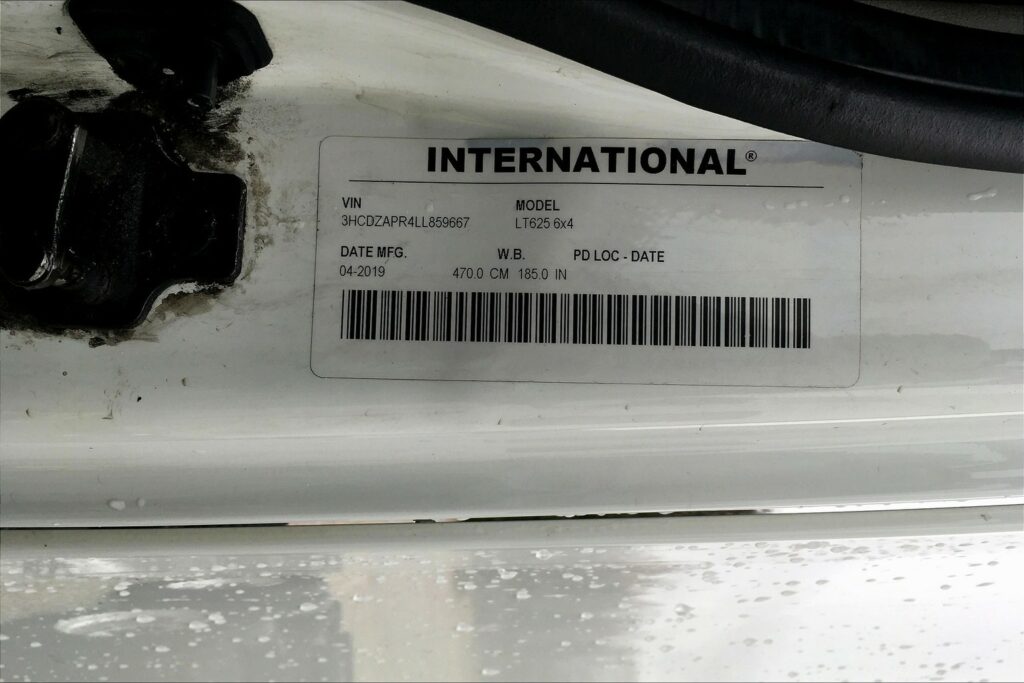 2020 CUM LT625 6×4 Day Cab