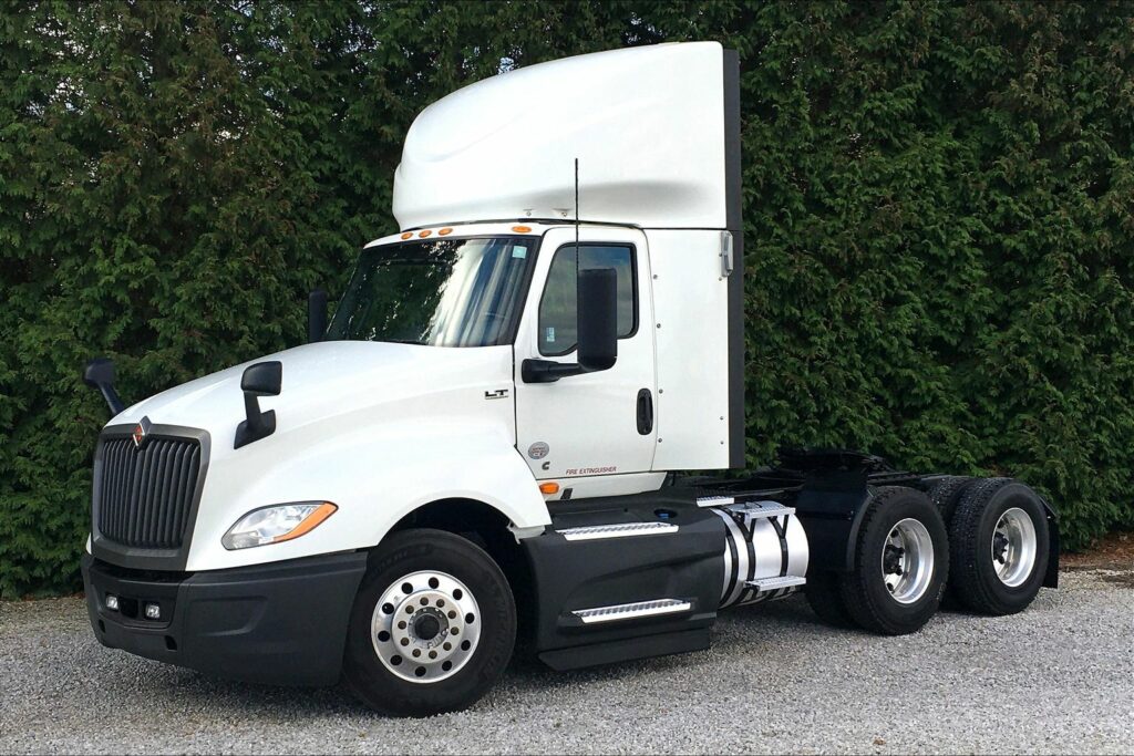 2020 CUM LT625 6×4 Day Cab