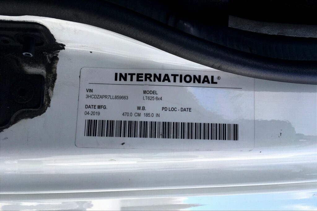 2020 CUM LT625 6×4 Day Cab