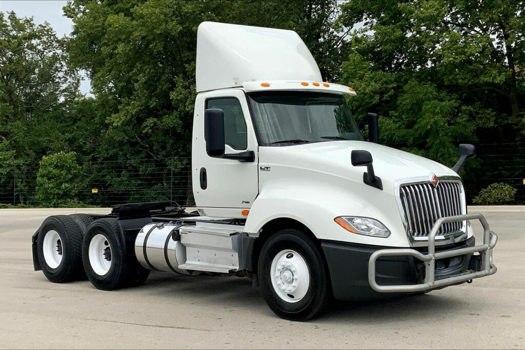 2019 INT LT625 6×4 Day Cab