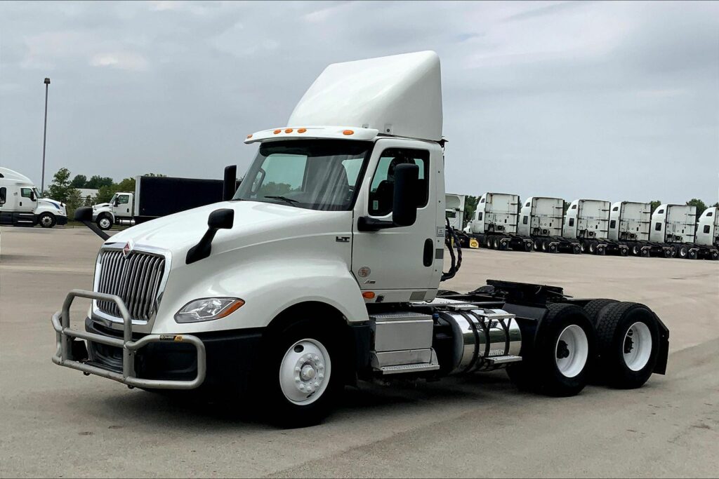 2019 INT LT625 6×4 Day Cab