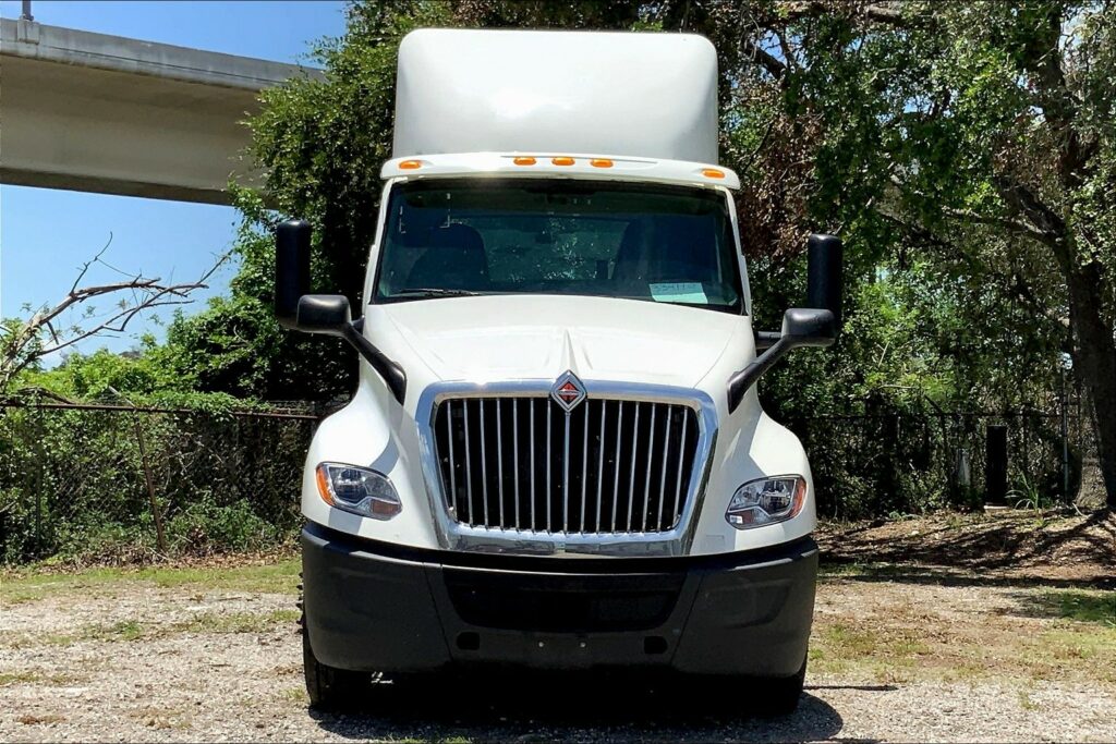 2019 INT LT625 6×4 Day Cab