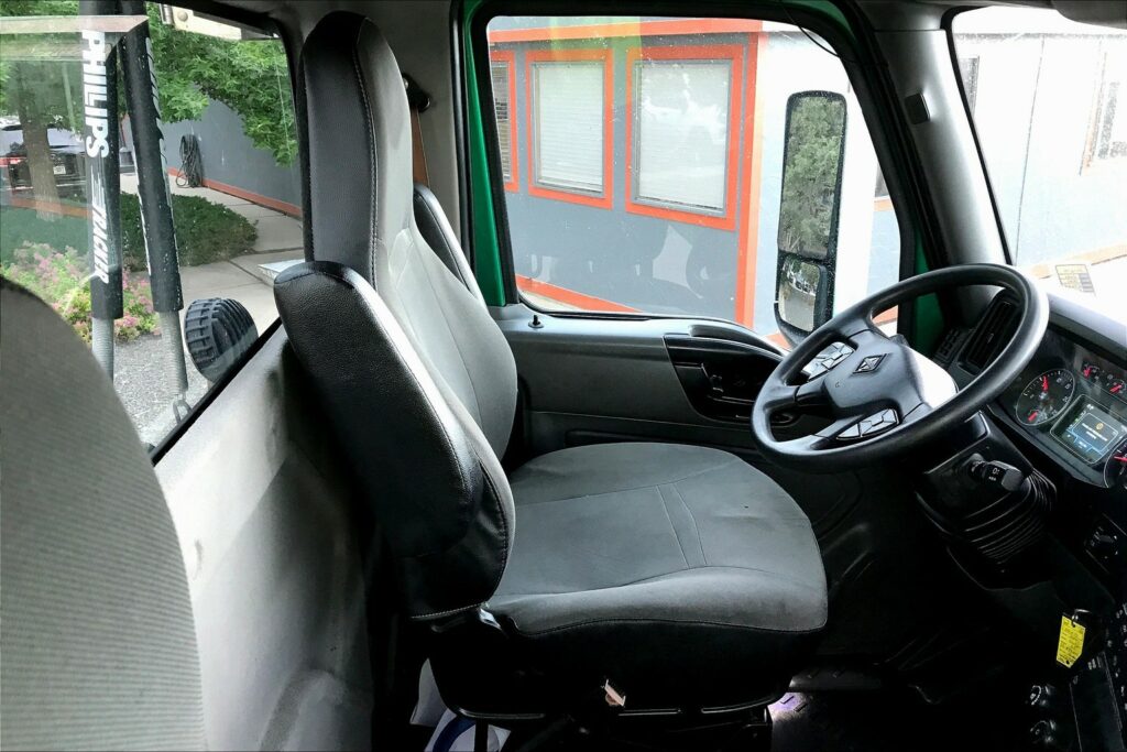 2020 INT LT625 6×4 Day Cab