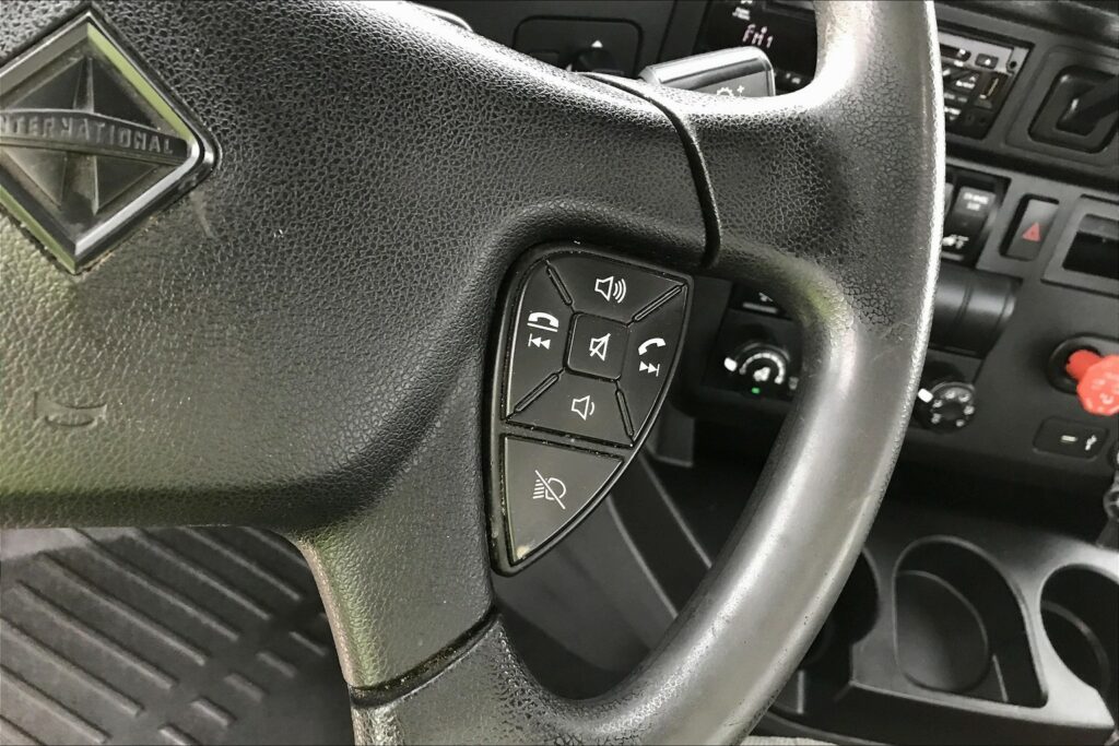 2020 INT LT625 6×4 Day Cab