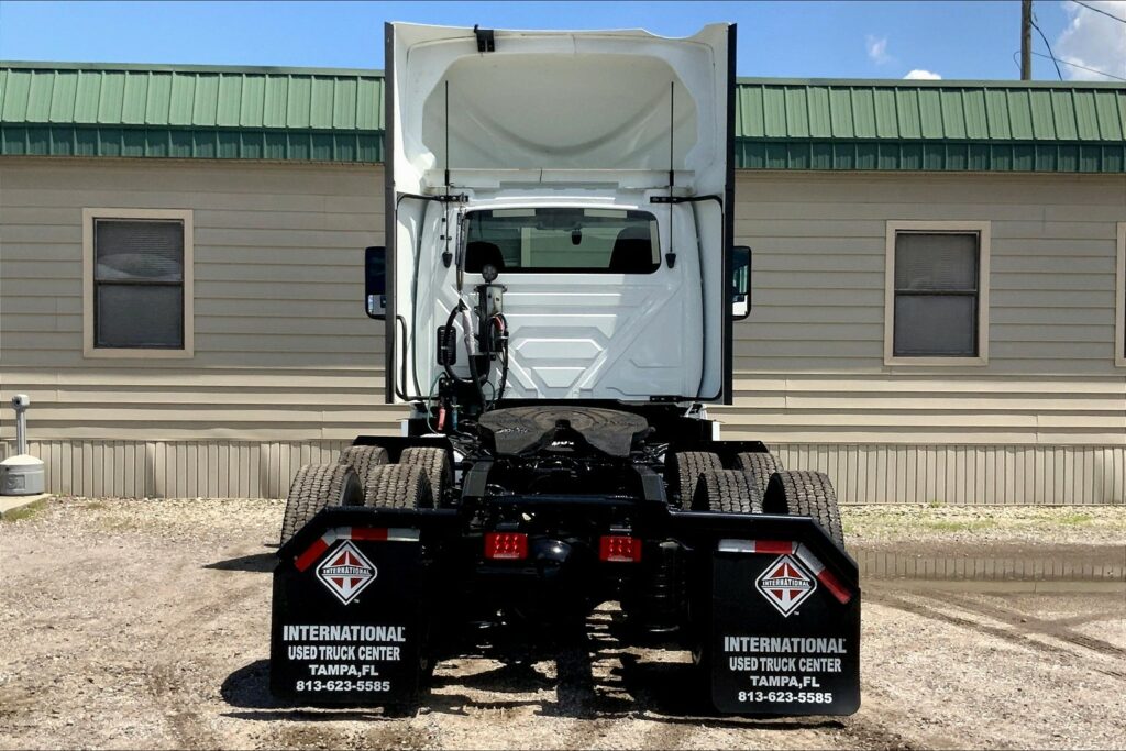 2021 INT RH613 6×4 Day Cab