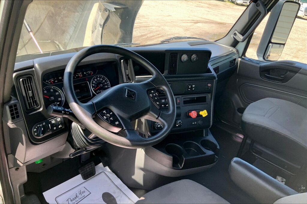 2021 INT RH613 6×4 Day Cab