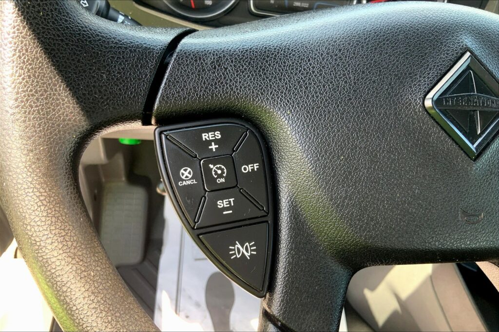 2021 INT RH613 6×4 Day Cab