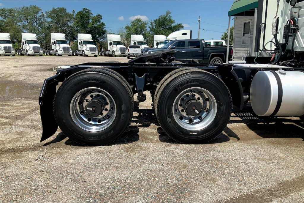 2021 INT RH613 6×4 Day Cab