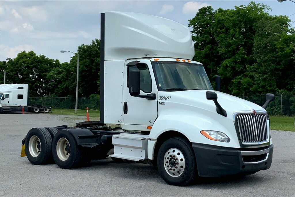 2020 CUM LT625 6×4 Day Cab