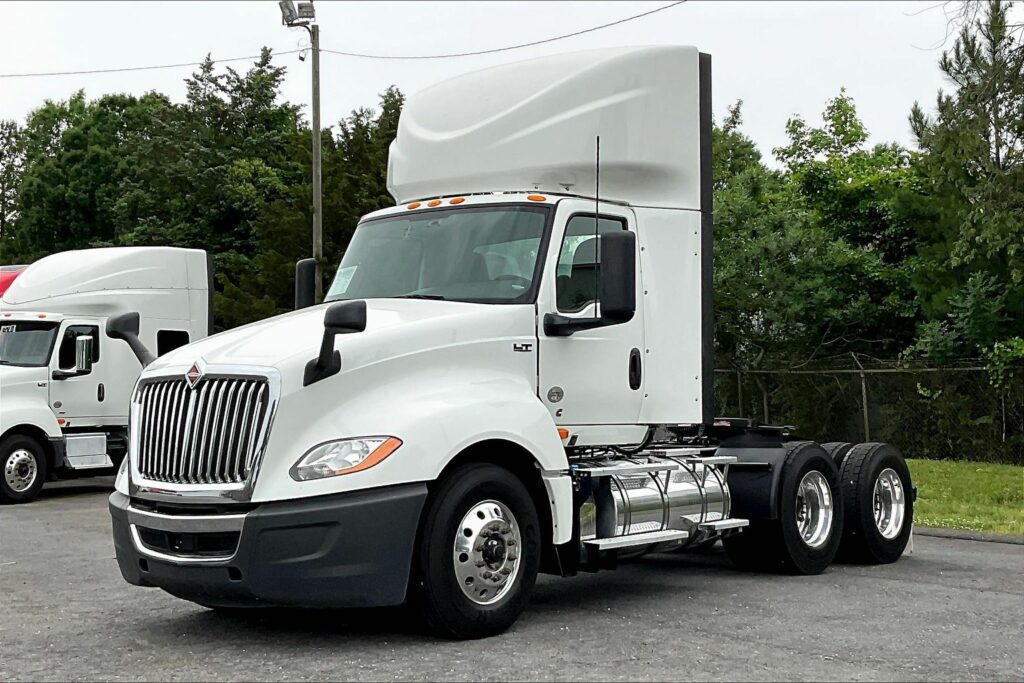 2020 CUM LT625 6×4 Day Cab