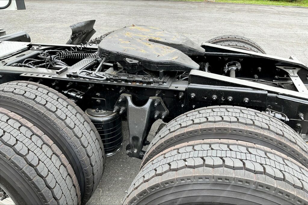 2020 CUM LT625 6×4 Day Cab