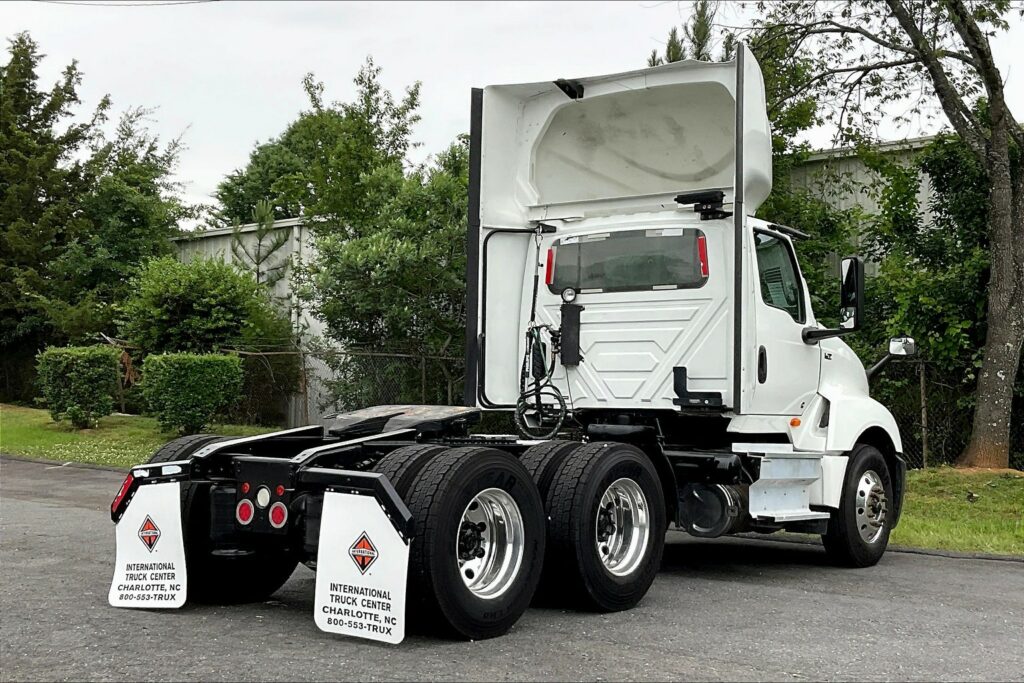 2020 CUM LT625 6×4 Day Cab