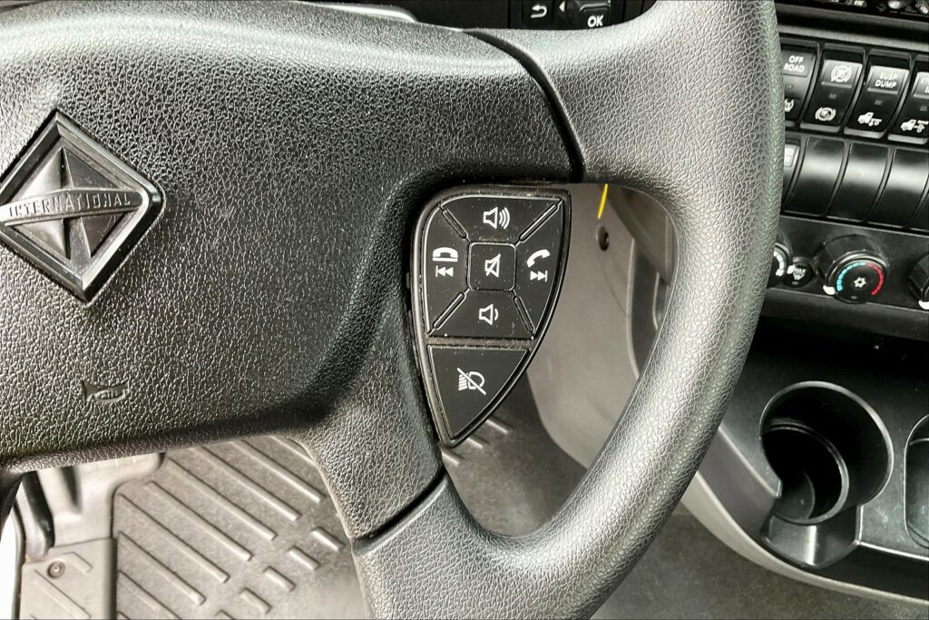 2020 CUM LT625 6×4 Day Cab