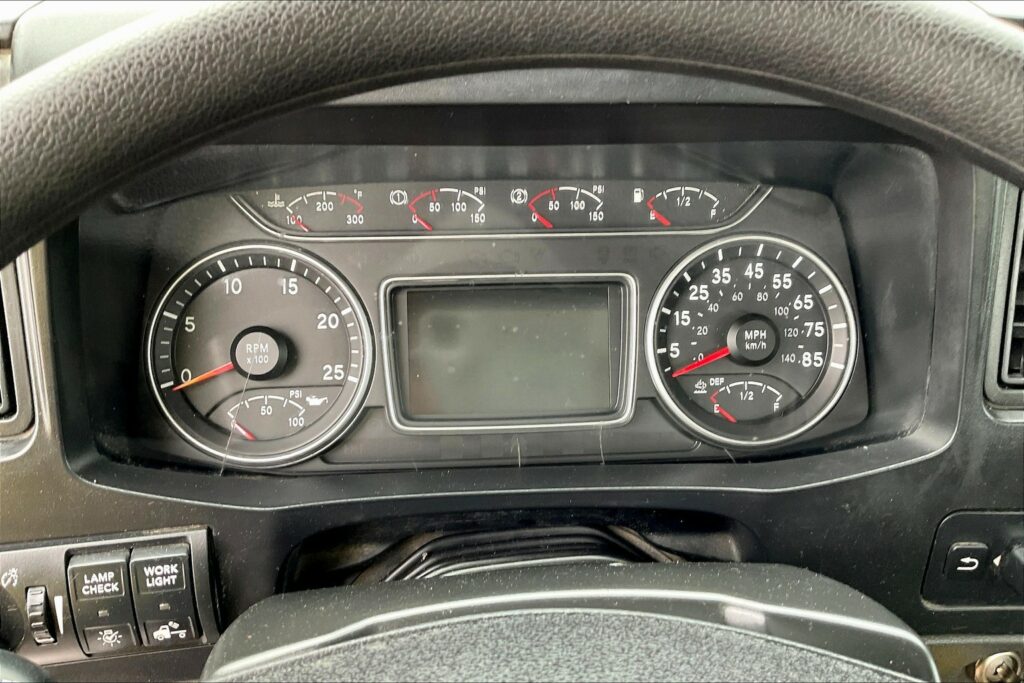 2020 CUM LT625 6×4 Day Cab