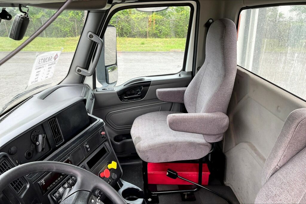 2020 CUM LT625 6×4 Day Cab