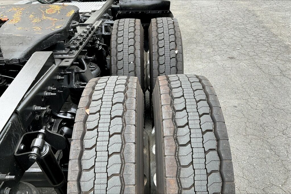 2020 CUM LT625 6×4 Day Cab