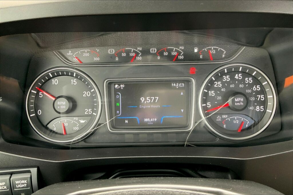 2019 CUM LT625 6×4 Day Cab