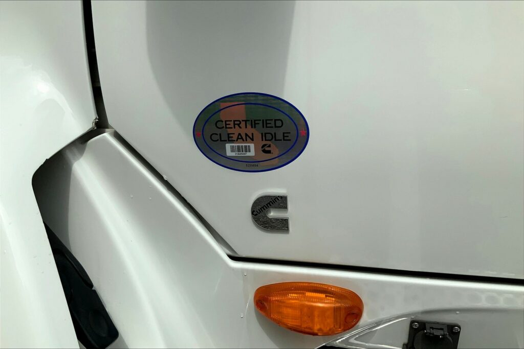 2019 CUM LT625 6×4 Day Cab