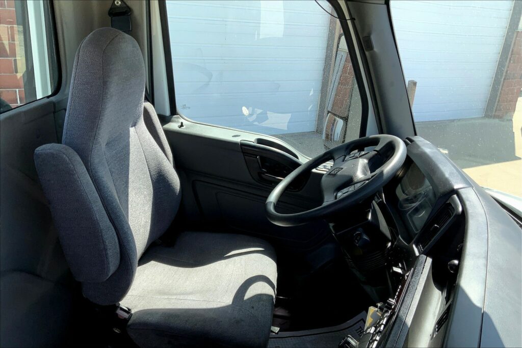 2020 CUM LT625 6×4 Day Cab