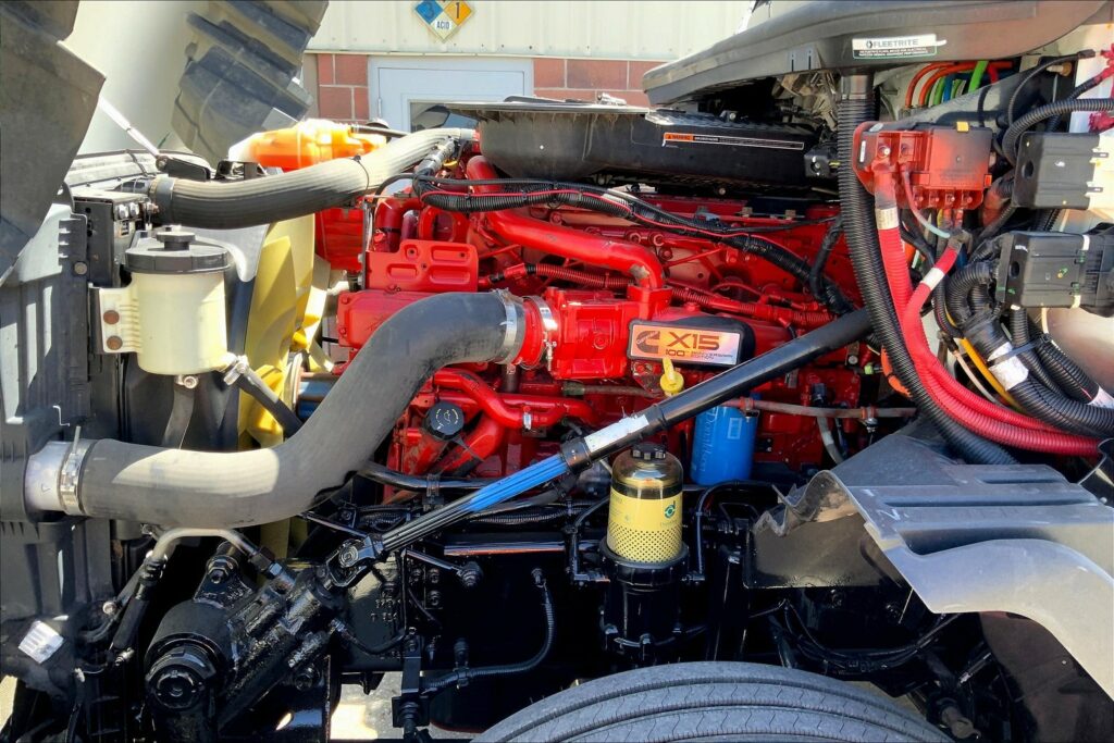 2020 CUM LT625 6×4 Day Cab