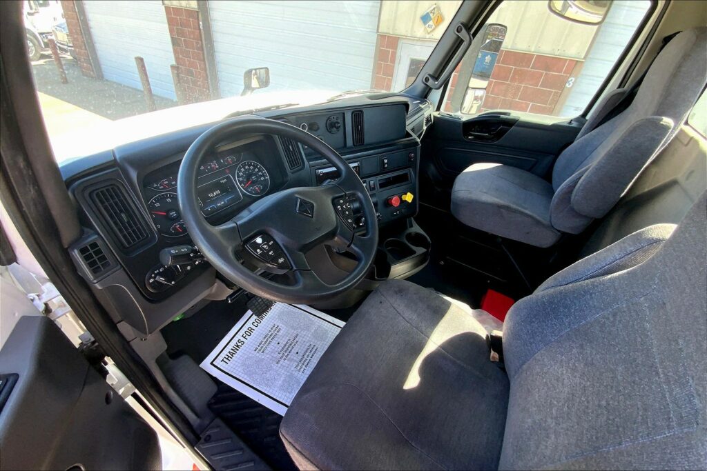 2020 CUM LT625 6×4 Day Cab