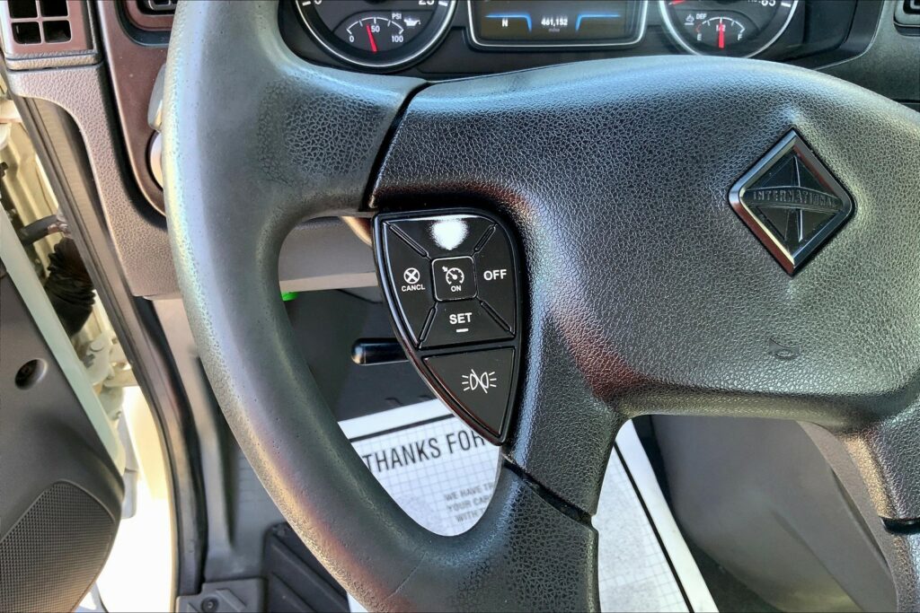 2020 CUM LT625 6×4 Day Cab