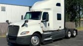 2022 CUM LT625 6×4 Sleeper