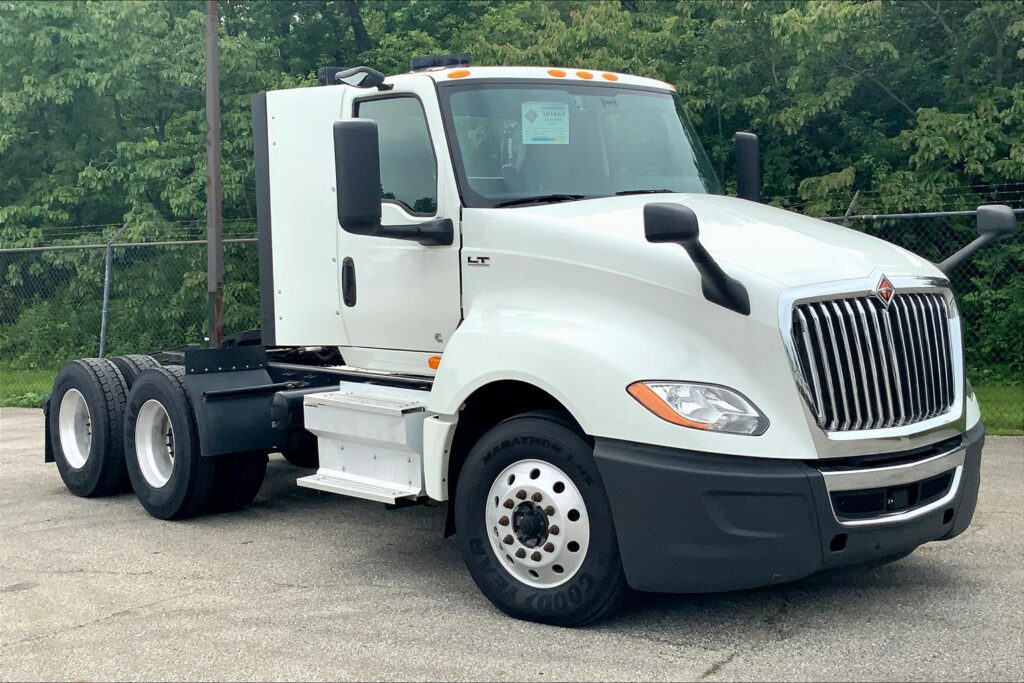 2020 CUM LT625 6×4 Day Cab