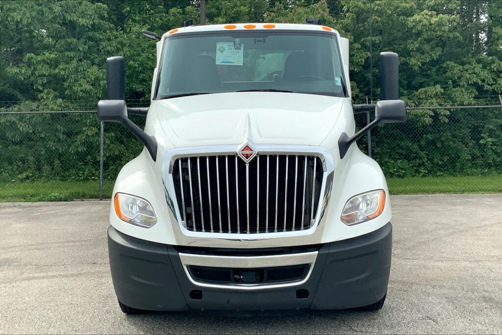 2020 CUM LT625 6×4 Day Cab