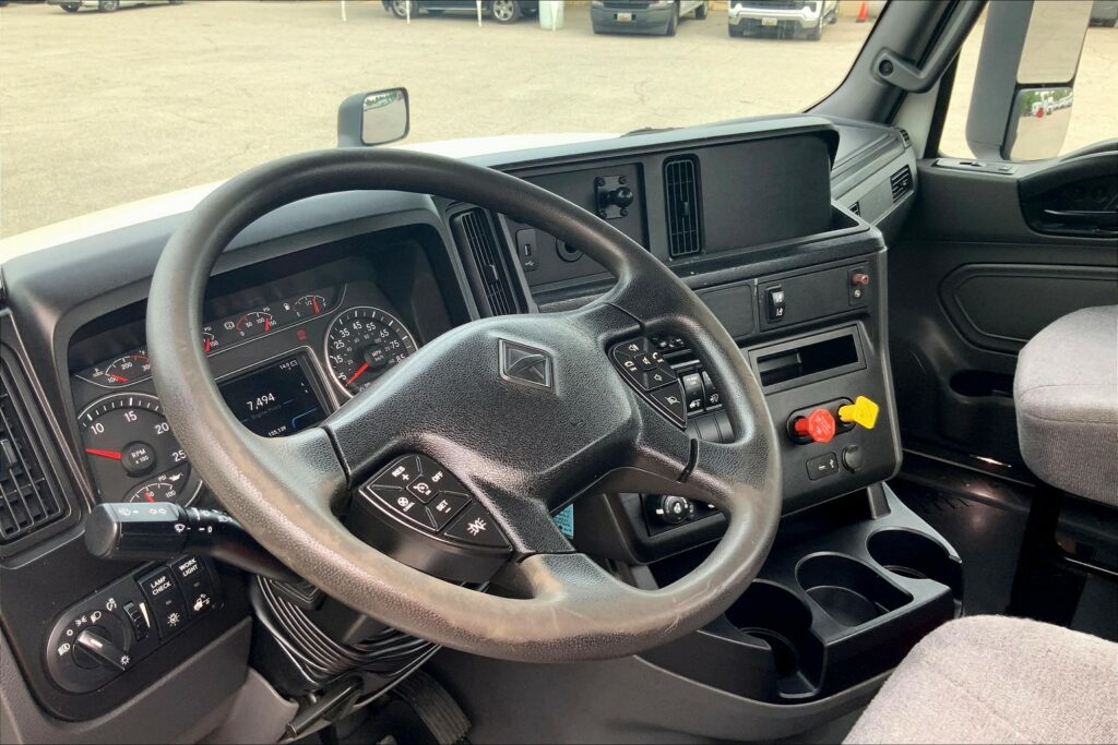 2020 CUM LT625 6×4 Day Cab