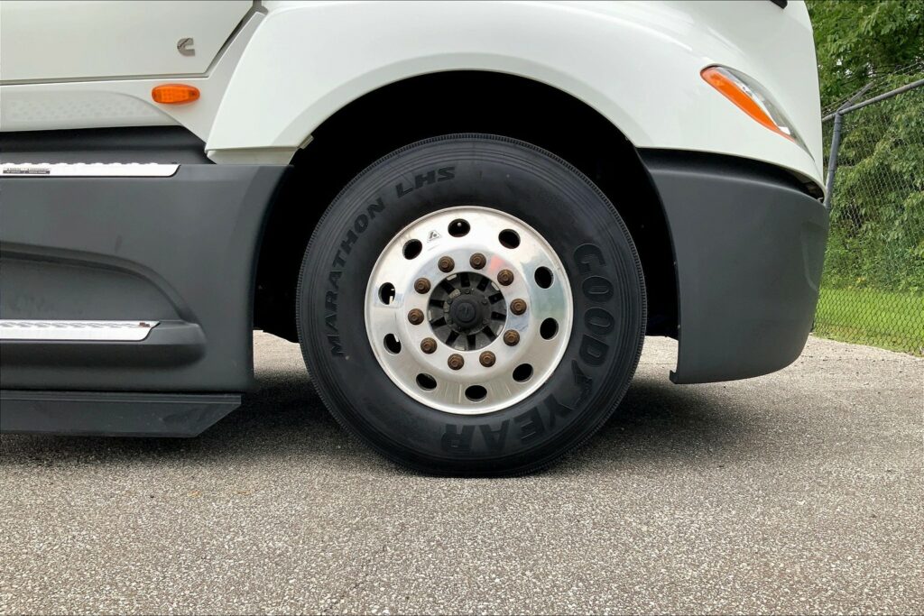 2020 CUM LT625 6×4 Day Cab