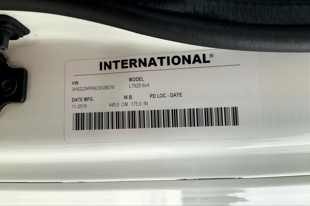 2020 CUM LT625 6×4 Day Cab