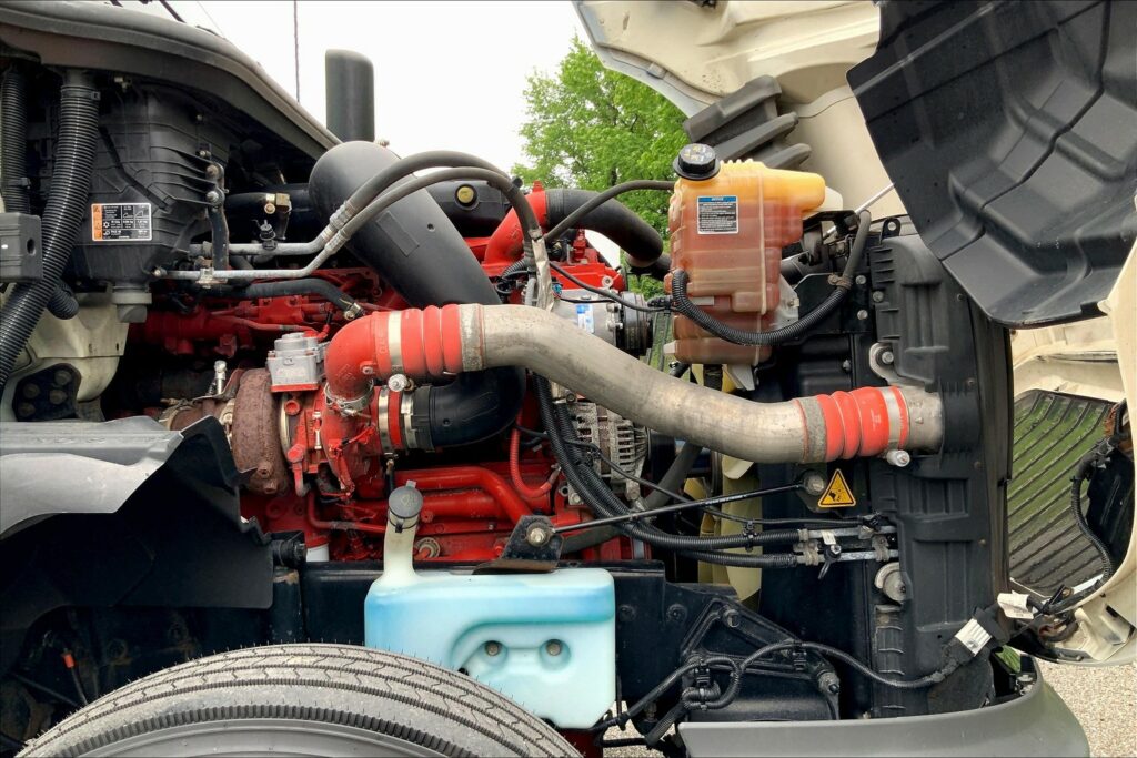 2020 CUM LT625 6×4 Day Cab