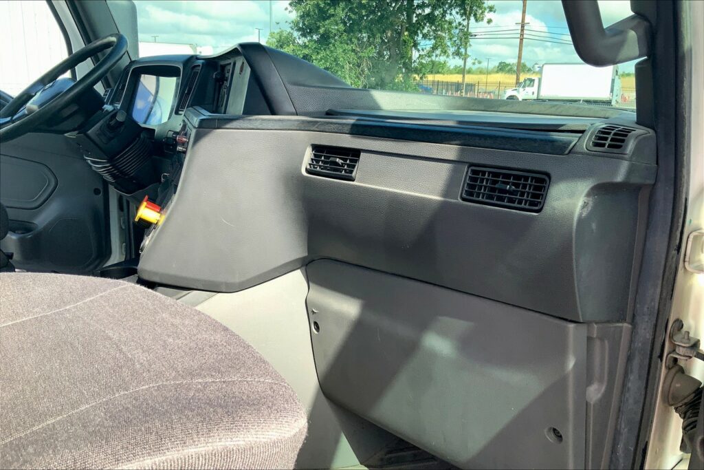 2020 CUM LT625 6×4 Day Cab