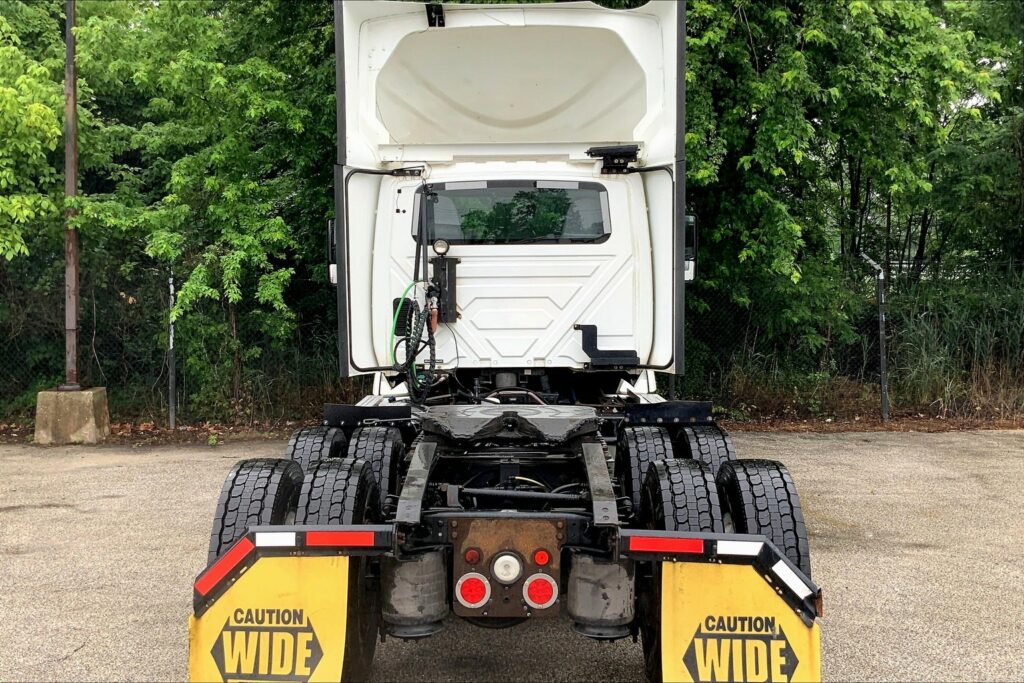 2020 CUM LT625 6×4 Day Cab