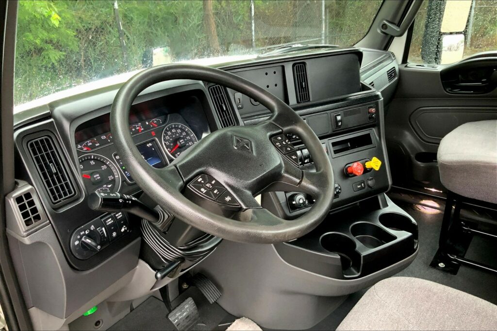 2020 CUM LT625 6×4 Day Cab