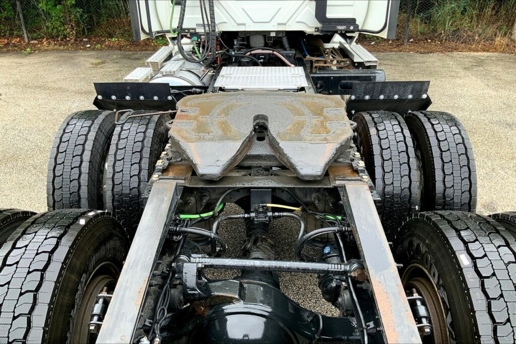 2020 CUM LT625 6×4 Day Cab