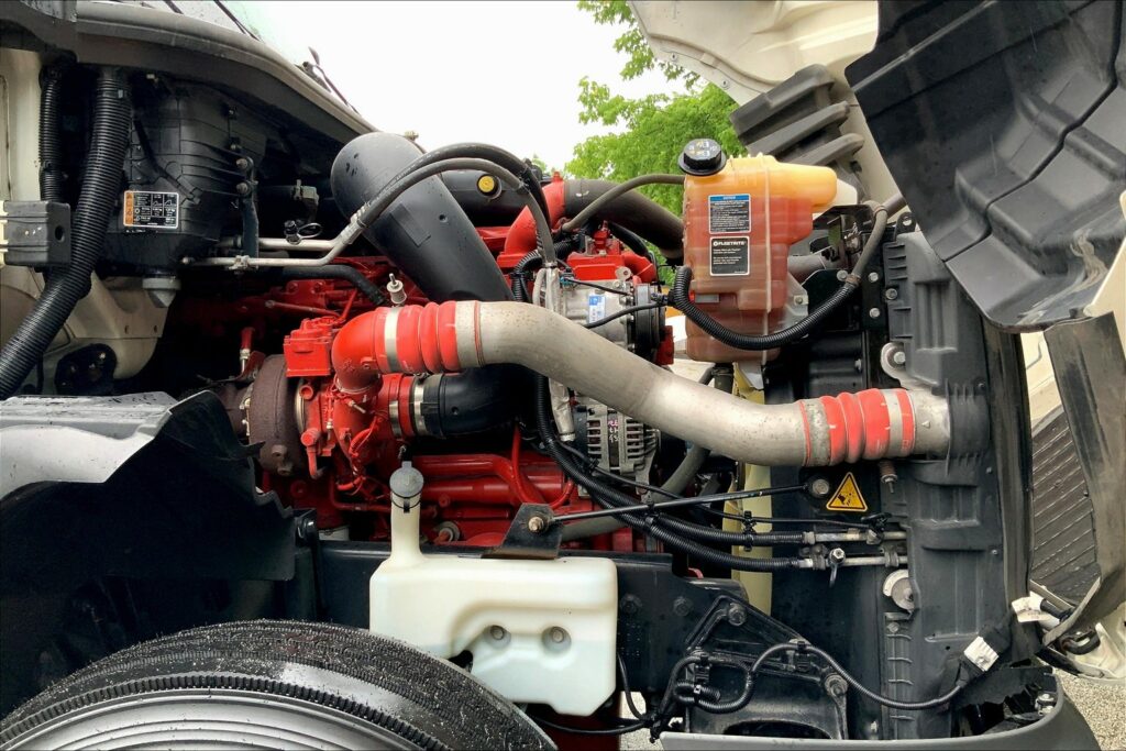 2020 CUM LT625 6×4 Day Cab