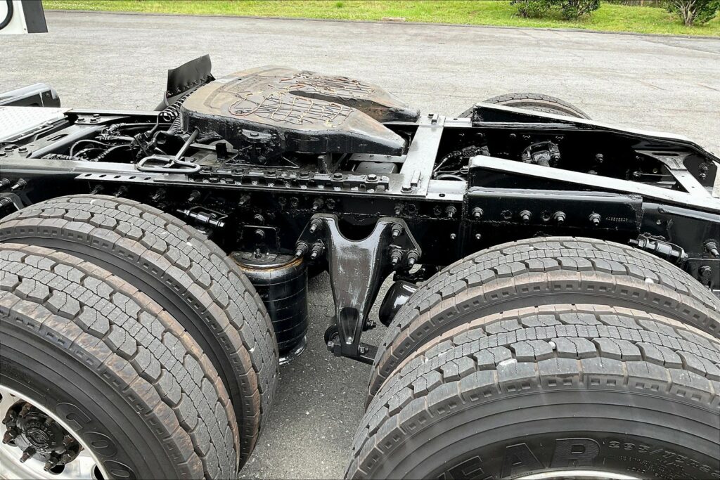 2020 CUM LT625 6×4 Day Cab