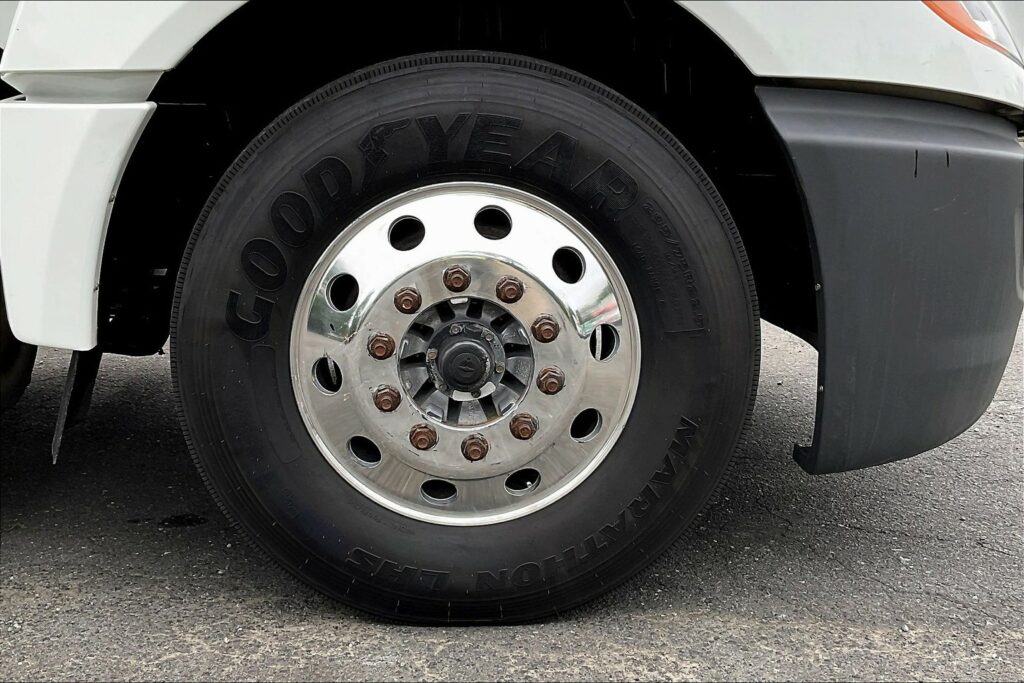 2020 CUM LT625 6×4 Day Cab