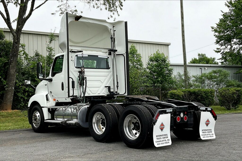 2020 CUM LT625 6×4 Day Cab