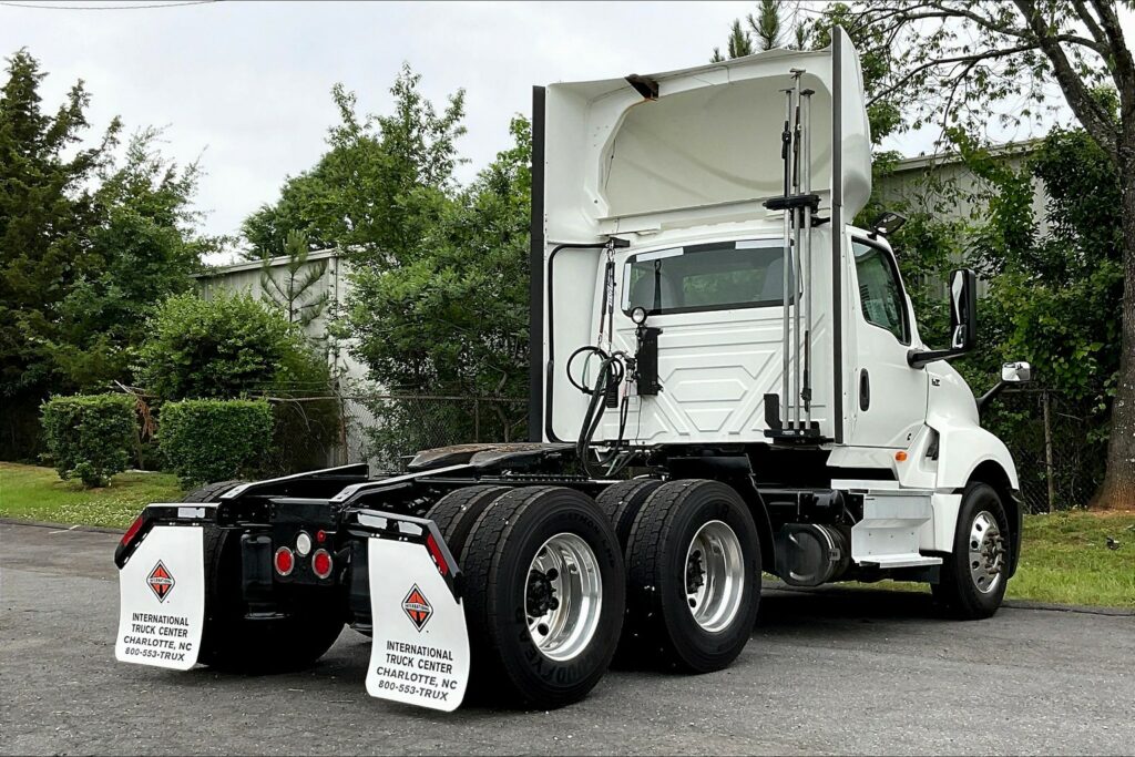 2020 CUM LT625 6×4 Day Cab