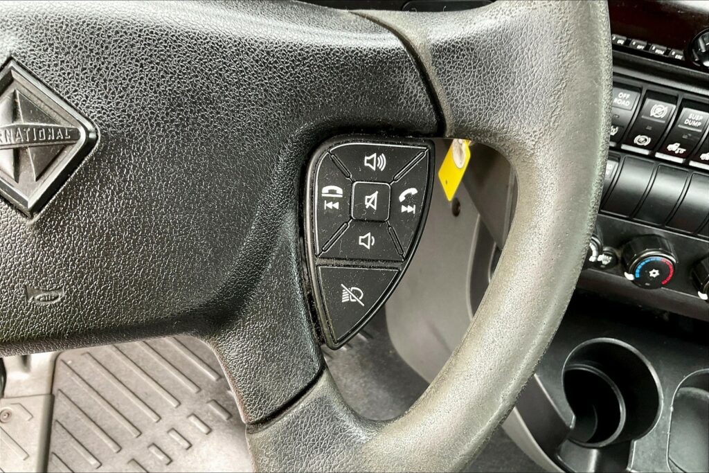 2020 CUM LT625 6×4 Day Cab