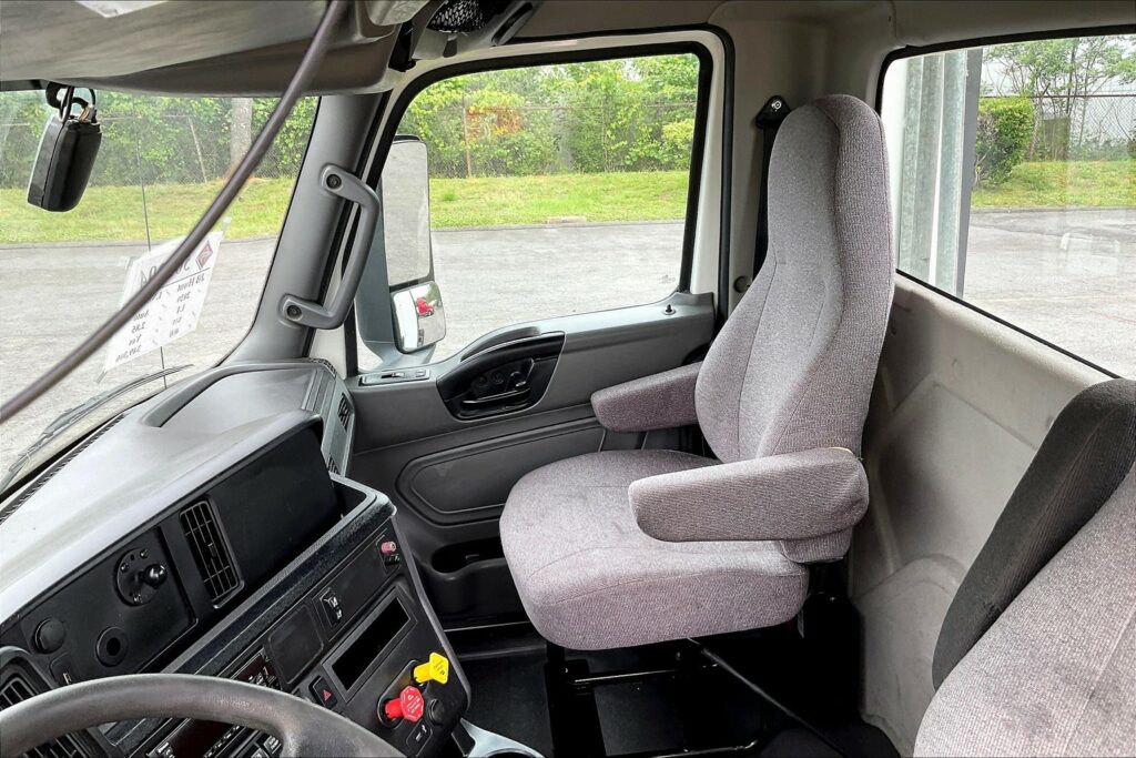 2020 CUM LT625 6×4 Day Cab