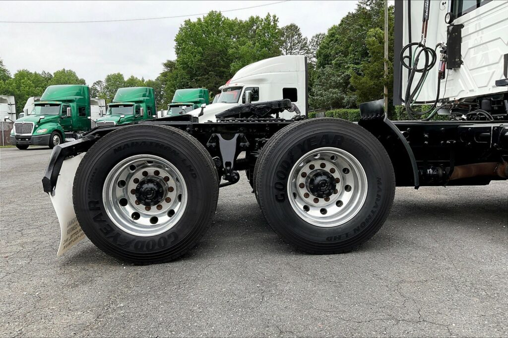 2020 CUM LT625 6×4 Day Cab