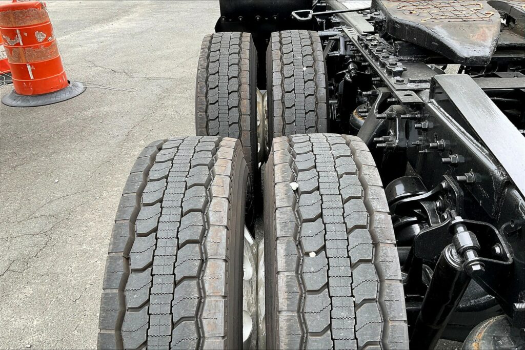 2020 CUM LT625 6×4 Day Cab